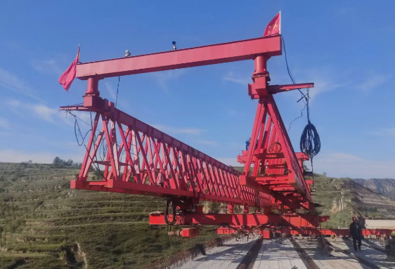 JQJ200T-40M公路架橋機(jī)，貴州遵義項(xiàng)目架設(shè)完成